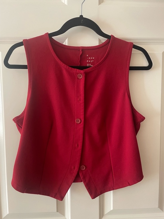 a new day Tops - a new day Red Sleeveless Button-Front Crop Top